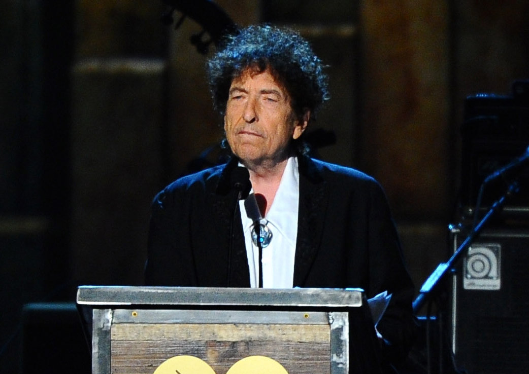 Bob Dylan'ın Nobel Edebiyat Ödülü ve Edebî Katkıları Bob Dylan'ın Nobel Edebiyat Ödülü ve Edebî Katkıları